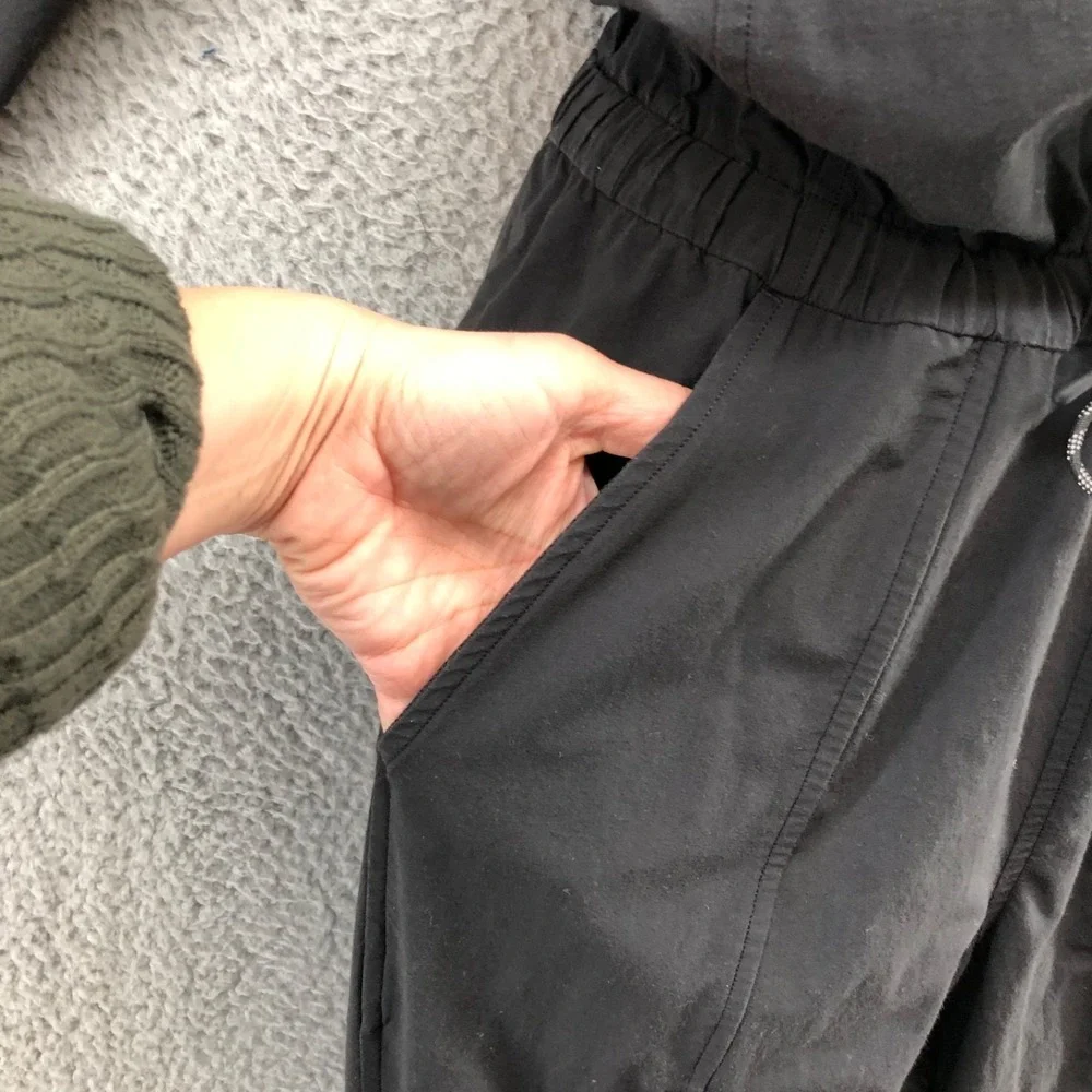 Lululemon Dynamic Days Jumpsuit Black Womens 4 Active Athleisure Stretch Comfort